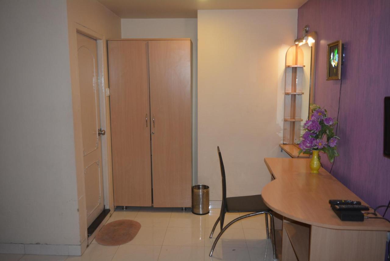 Hotel Poonam Dış mekan fotoğraf